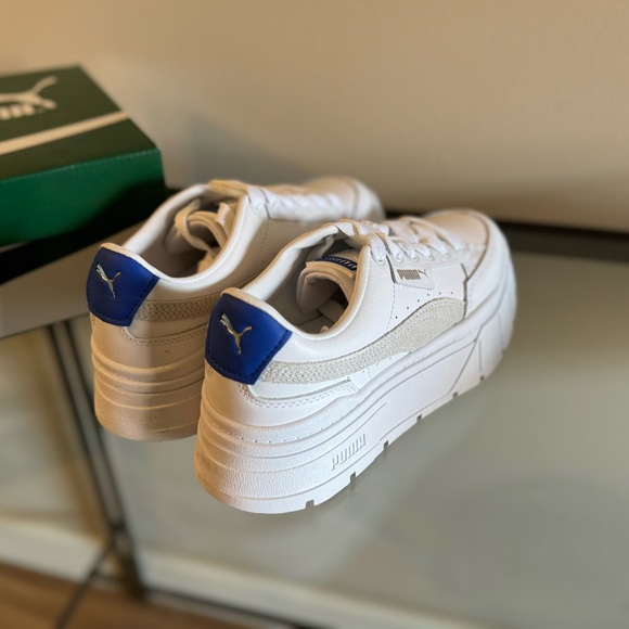 NWT - Puma Mayze Stack Leather Women's Sneakers - US 6.5 - Picture 5 of 6